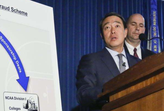 车讯：车以“色”流行 点评汽车色彩潮流快速发展趋势——