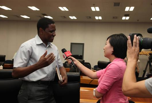 车讯：驻颜有术——自己动手为爱车打蜡