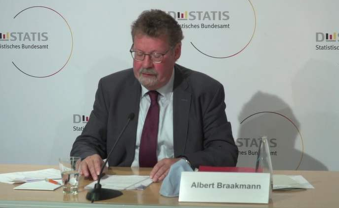 车讯：上海大众老总刘坚车祸罹难 车祸门引诸多话题——