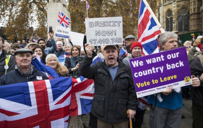 车讯：沙漠玩家：2017库布其沙漠王越野挑战赛激情上演